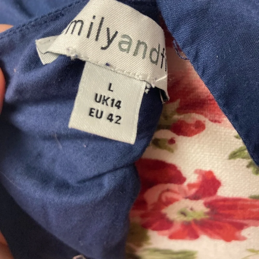 Emily & Fin Dress - Picture 2 of 4